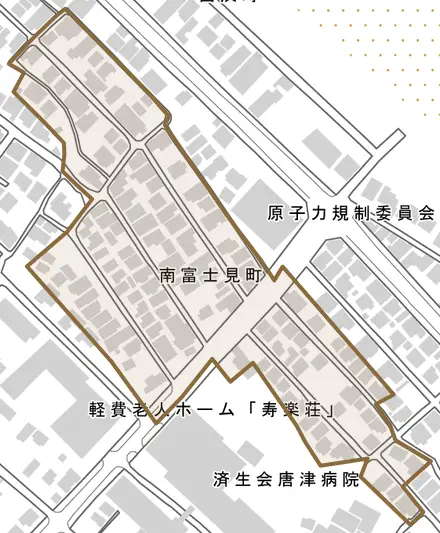 南富士見町とその周辺の地図。町の範囲を重ねている