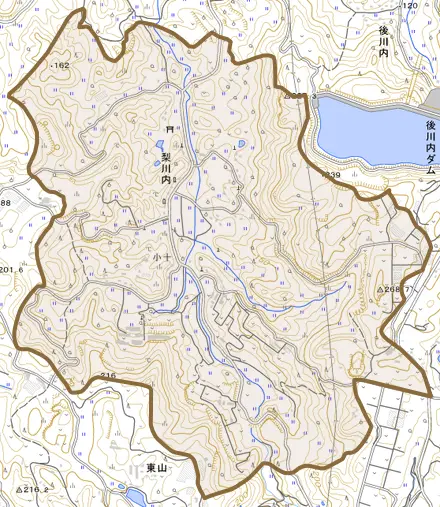 梨川内とその周辺の地図。町の範囲を重ねている
