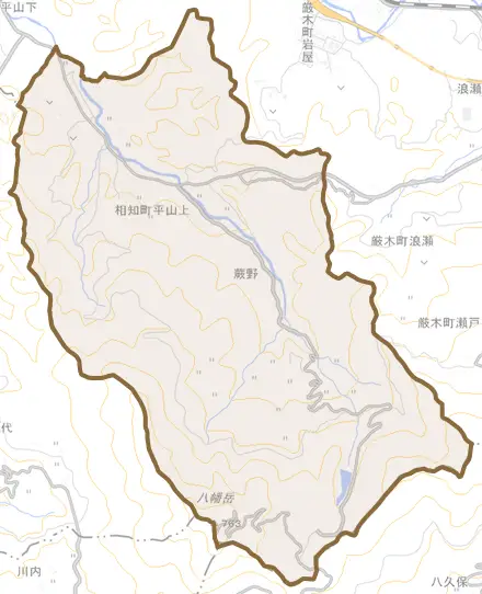 相知町平山上とその周辺の地図。町の範囲を重ねている