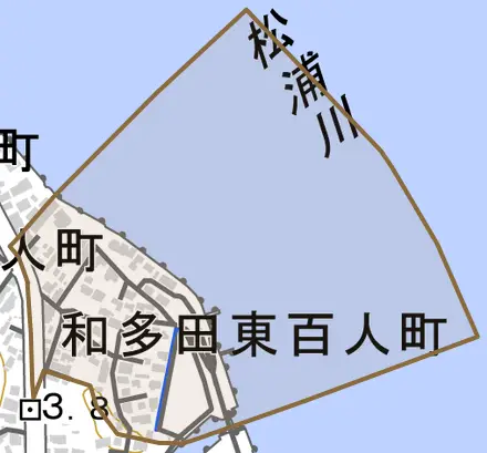 和多田東百人町とその周辺の地図。町の範囲を重ねている