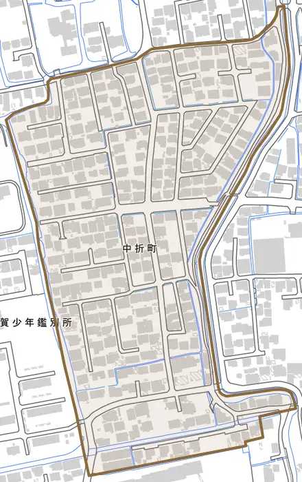 中折町とその周辺の地図。町の範囲を重ねている