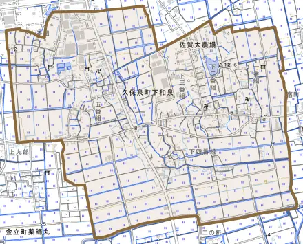 久保泉町大字下和泉とその周辺の地図。町の範囲を重ねている