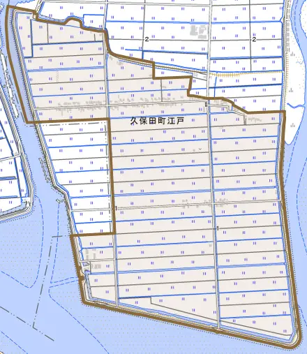 久保田町大字江戸とその周辺の地図。町の範囲を重ねている