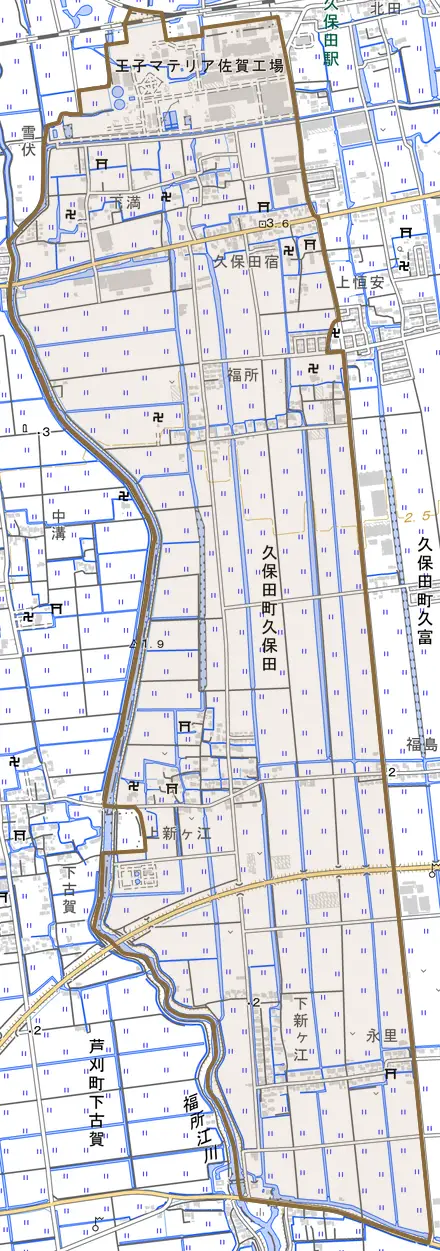 久保田町大字久保田とその周辺の地図。町の範囲を重ねている