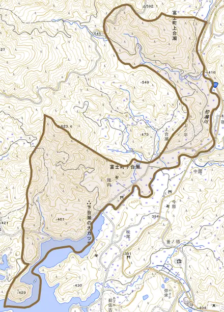 富士町大字下合瀬とその周辺の地図。町の範囲を重ねている