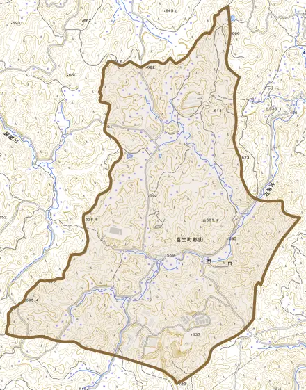 富士町大字杉山とその周辺の地図。町の範囲を重ねている