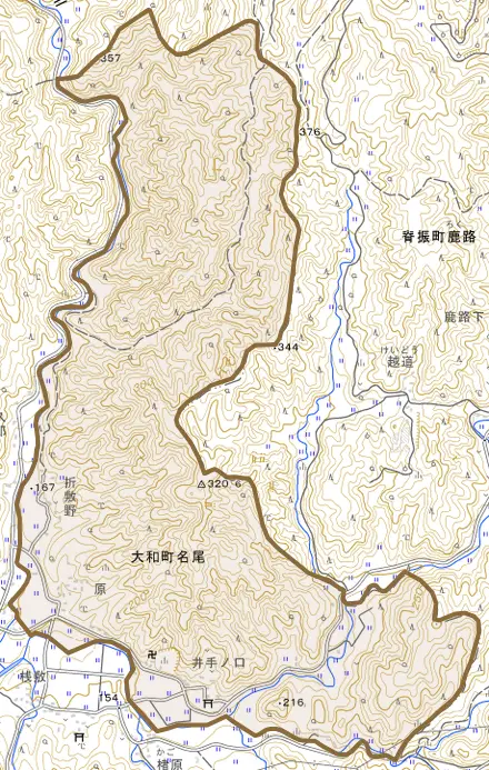 大和町大字名尾とその周辺の地図。町の範囲を重ねている
