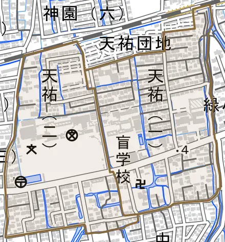 天祐とその周辺の地図。町の範囲を重ねている