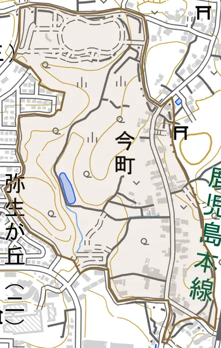 今町とその周辺の地図。町の範囲を重ねている