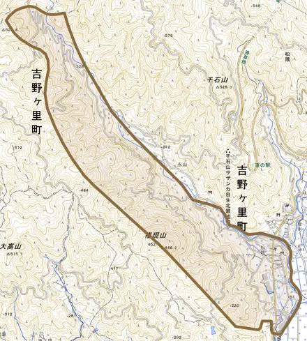 松隈とその周辺の地図。町の範囲を重ねている