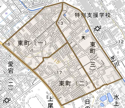 東町とその周辺の地図。町の範囲を重ねている