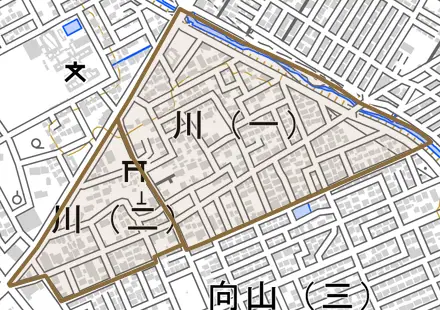 川とその周辺の地図。町の範囲を重ねている