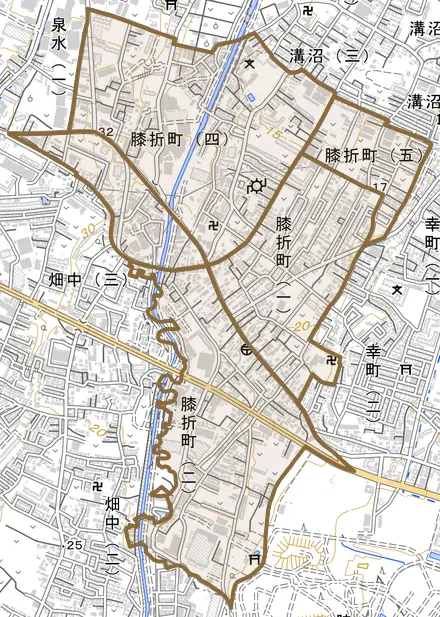 膝折町とその周辺の地図。町の範囲を重ねている