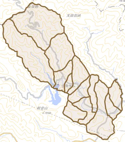 上吉田とその周辺の地図。町の範囲を重ねている