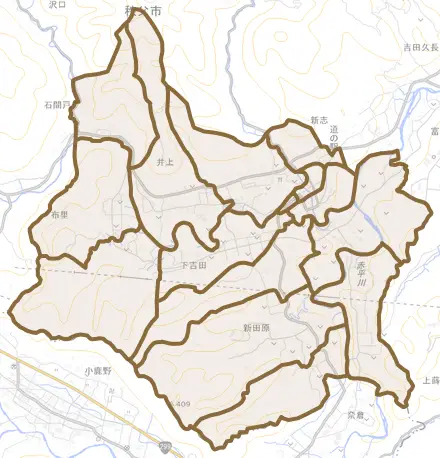 下吉田とその周辺の地図。町の範囲を重ねている