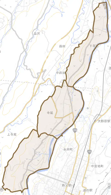 寺尾とその周辺の地図。町の範囲を重ねている