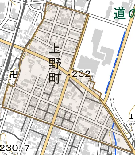 上野町とその周辺の地図。町の範囲を重ねている