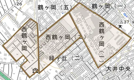 西鶴ケ岡とその周辺の地図。町の範囲を重ねている