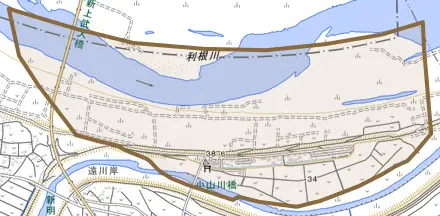前小屋とその周辺の地図。町の範囲を重ねている