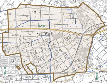 長在家とその周辺の地図。町の範囲を重ねている