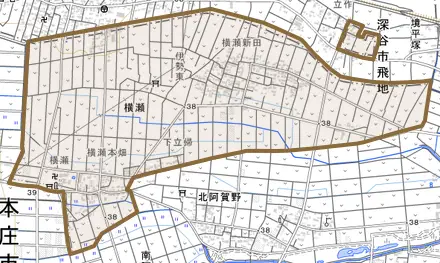 横瀬とその周辺の地図。町の範囲を重ねている