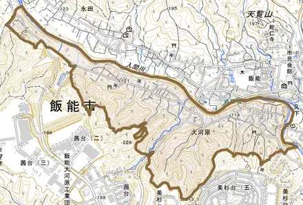 大字大河原とその周辺の地図。町の範囲を重ねている