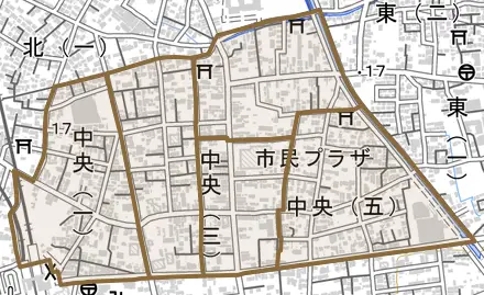 中央とその周辺の地図。町の範囲を重ねている