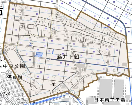 大字藤井下組とその周辺の地図。町の範囲を重ねている
