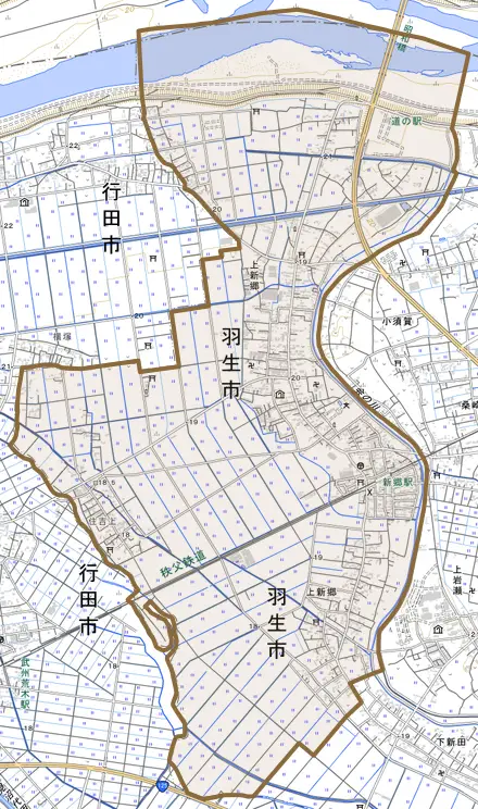 大字上新郷とその周辺の地図。町の範囲を重ねている