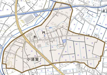 大字小須賀とその周辺の地図。町の範囲を重ねている