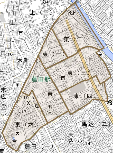 東とその周辺の地図。町の範囲を重ねている