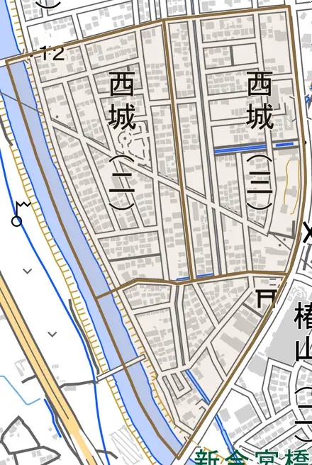 西城とその周辺の地図。町の範囲を重ねている
