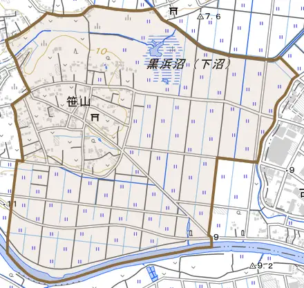 大字笹山とその周辺の地図。町の範囲を重ねている