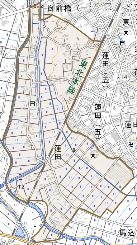 大字蓮田とその周辺の地図。町の範囲を重ねている