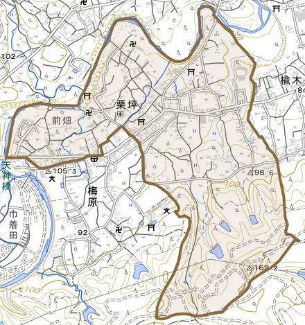 大字栗坪とその周辺の地図。町の範囲を重ねている