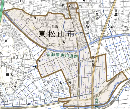 大字毛塚とその周辺の地図。町の範囲を重ねている