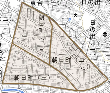 朝日町とその周辺の地図。町の範囲を重ねている