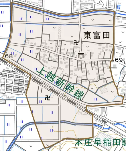 東富田とその周辺の地図。町の範囲を重ねている