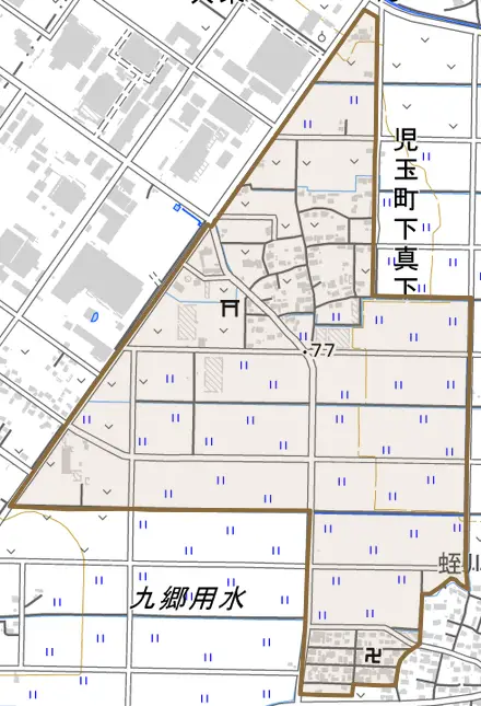 児玉町下真下とその周辺の地図。町の範囲を重ねている