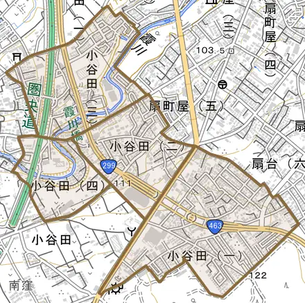 小谷田とその周辺の地図。町の範囲を重ねている