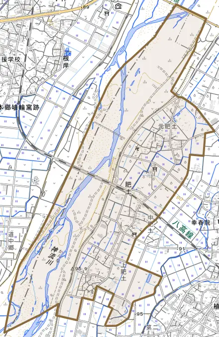 大字肥土とその周辺の地図。町の範囲を重ねている
