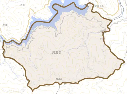 大字矢納とその周辺の地図。町の範囲を重ねている