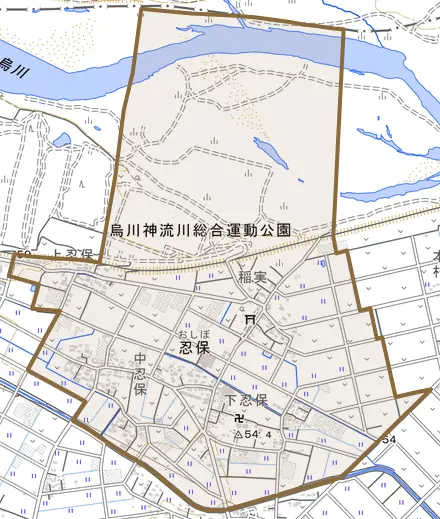 大字忍保とその周辺の地図。町の範囲を重ねている
