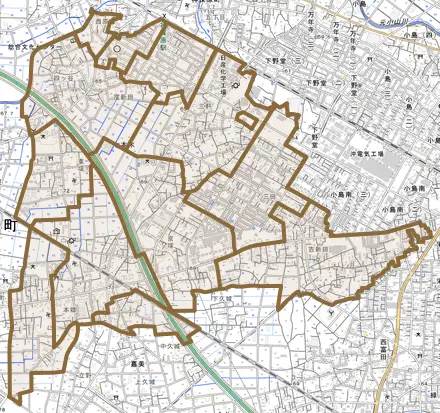 大字七本木とその周辺の地図。町の範囲を重ねている