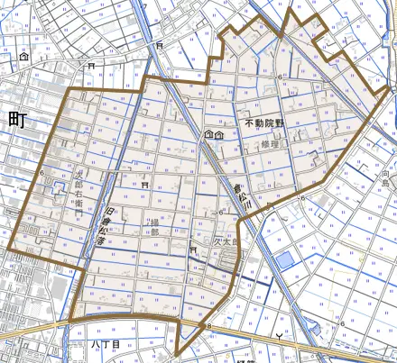 不動院野とその周辺の地図。町の範囲を重ねている