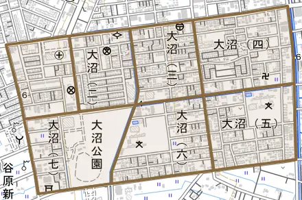大沼とその周辺の地図。町の範囲を重ねている