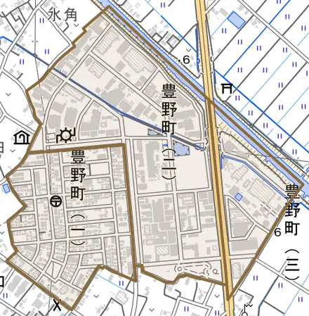 豊野町とその周辺の地図。町の範囲を重ねている