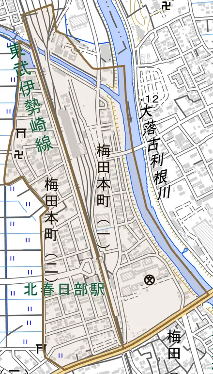 梅田本町とその周辺の地図。町の範囲を重ねている