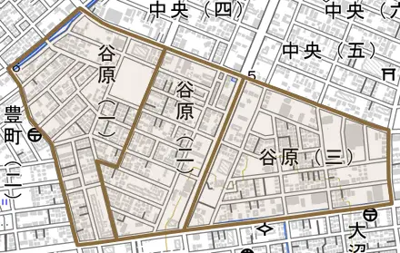谷原とその周辺の地図。町の範囲を重ねている