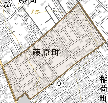 藤原町とその周辺の地図。町の範囲を重ねている